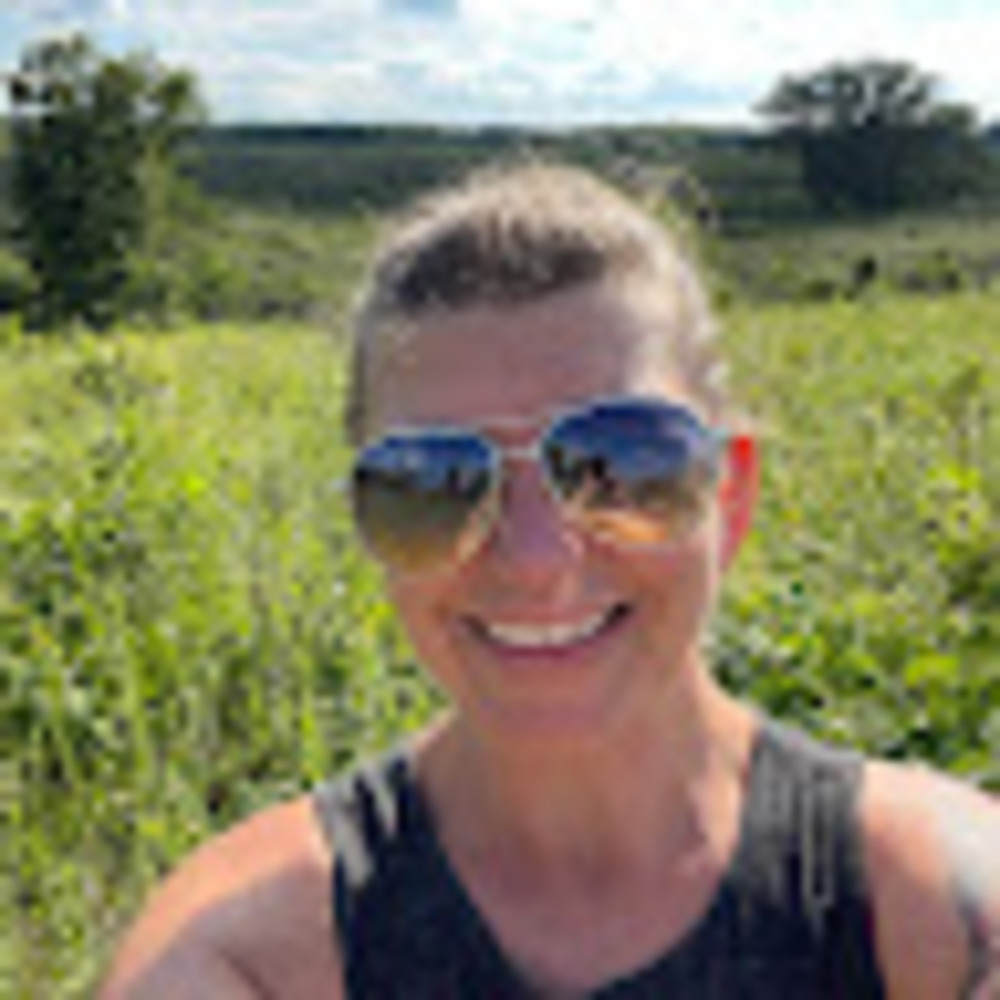 Meet your Posher, Traci